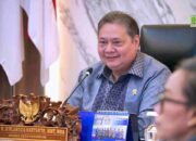 Target Penyaluran KUR 2025 Sentuh Rp 300 Triliun