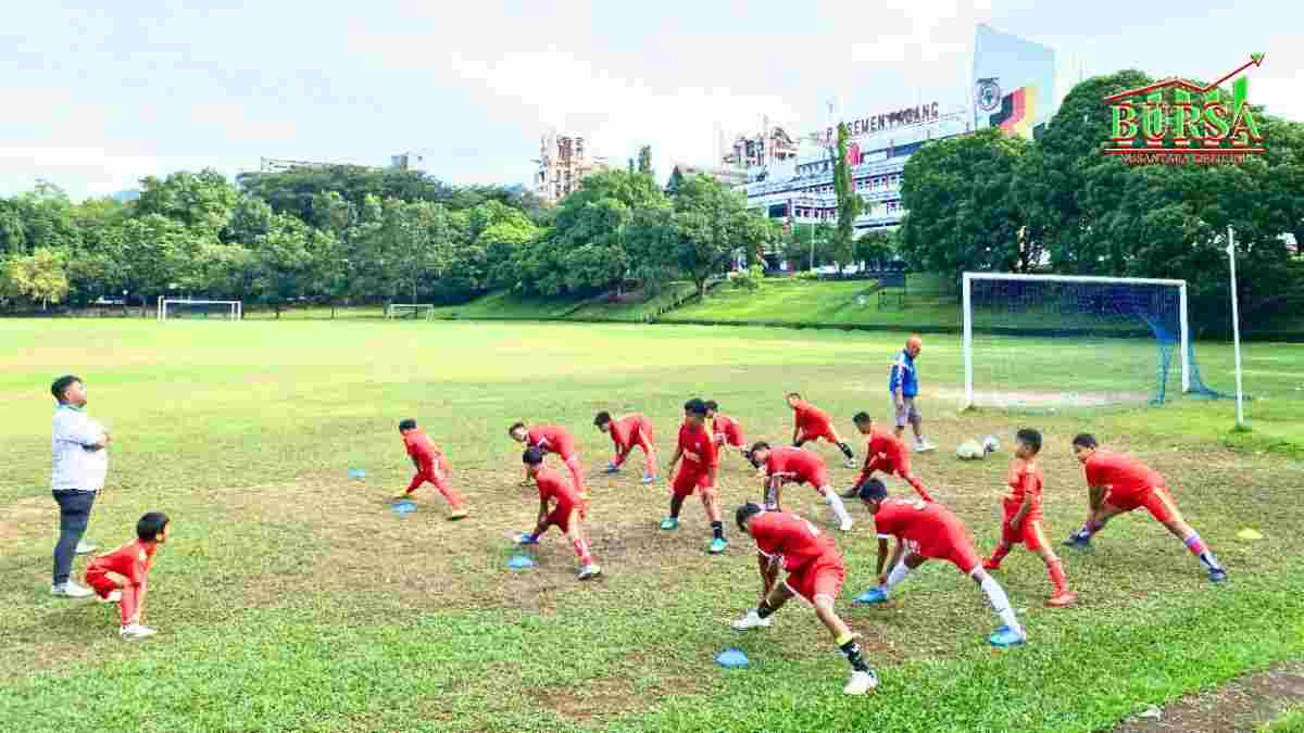 sig bangun generasi emas sepak bola lewat ssb berlisensi kompres