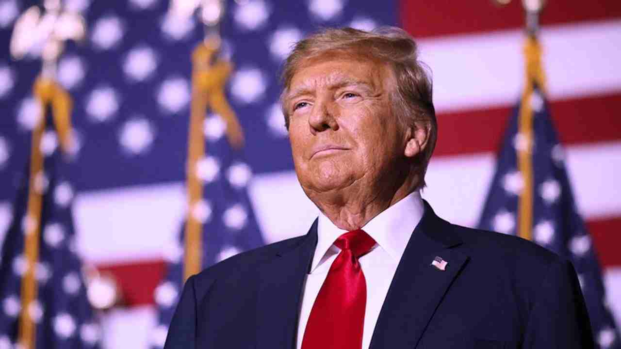 Trump Umumkan Tarif Baru, Langsung Guncang Pasar Global