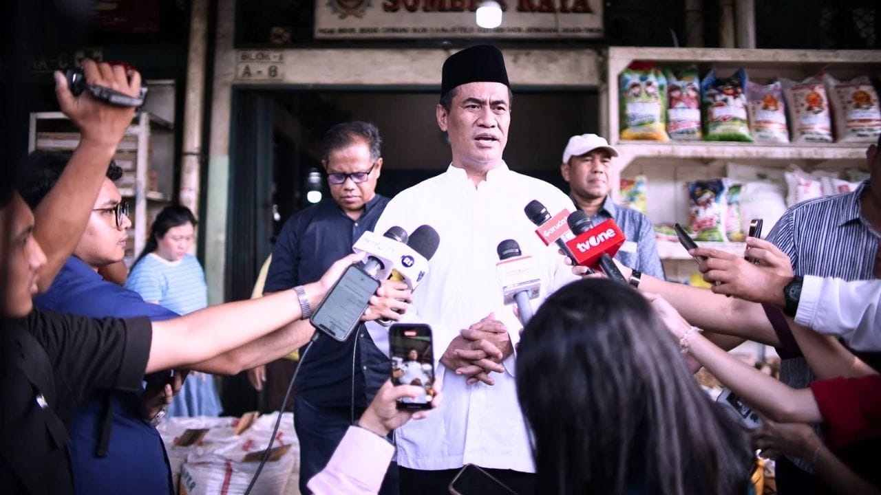 Harga Beras Tidak Seharusnya Naik, Mentan Tegaskan Stok Melimpah