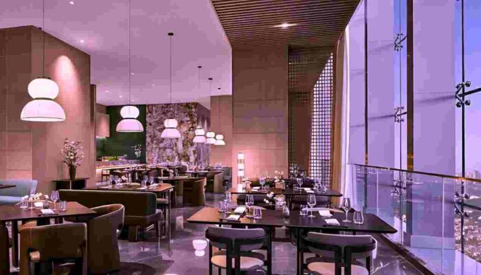 Iftar Mewah di Ketinggian Pengalaman Buka Puasa Premium dengan Panorama Kota