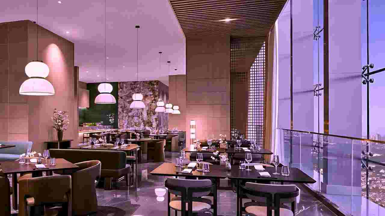 Iftar Mewah di Ketinggian Pengalaman Buka Puasa Premium dengan Panorama Kota