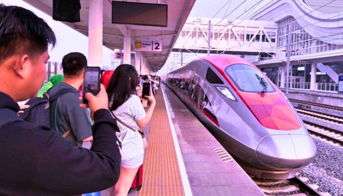 KCIC Jamin Keamanan Mudik! 1.396 CCTV Pantau Whoosh 24 Jam