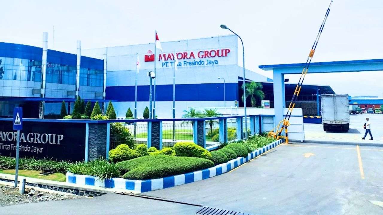 Laba MYOR Turun 6,05