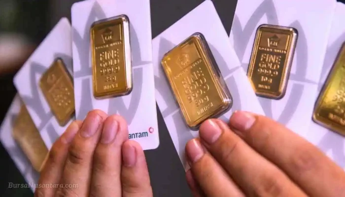 Harga Emas Antam Turun