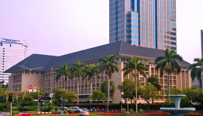 Insiden Tragis di Kantor Pusat BI, Seorang Pegawai Terjun dari Lantai 15