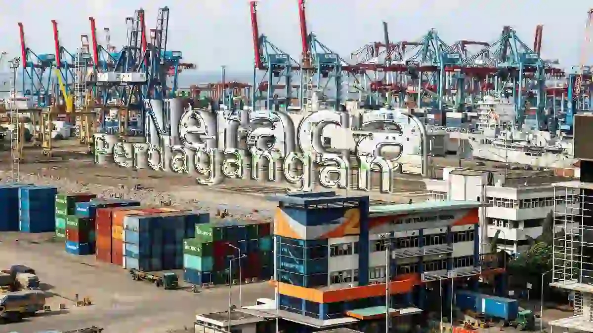 Surplus Neraca Dagang April Diprediksi Turun, Ekspor Masih Tumbuh