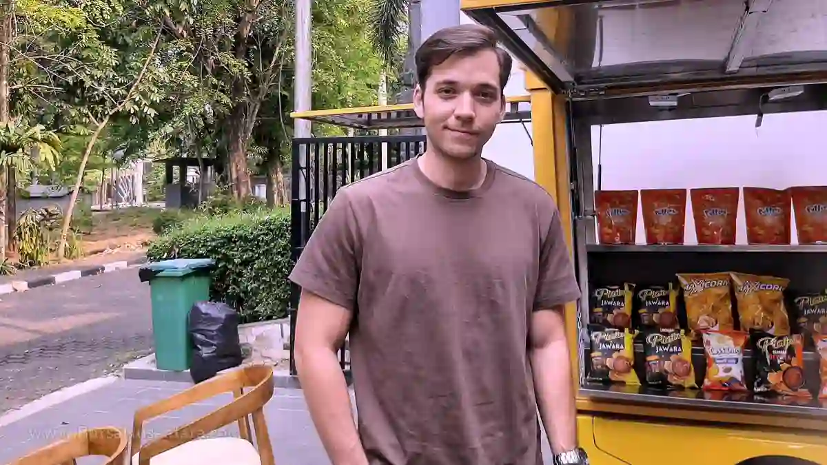 Rutinitas Seru Stefan William di Lokasi Syuting Sinetron SCTV