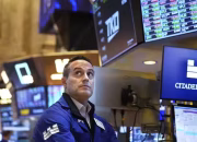 Wall Street Goyah, Tarif Trump Jadi Ancaman Psikologis Pasar