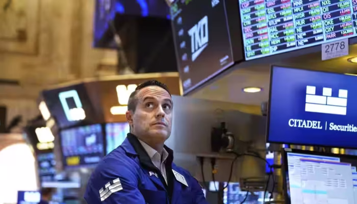 Wall Street Goyah, Tarif Trump Jadi Ancaman Psikologis Pasar