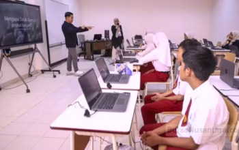 300 Ribu Sekolah Ditargetkan Tersambung Internet 2025