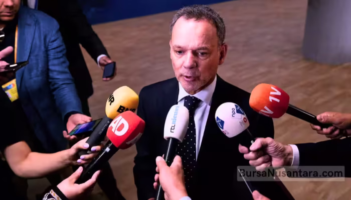 Menlu Belanda Caspar Veldkamp Mundur, Koalisi Ikut Guncang