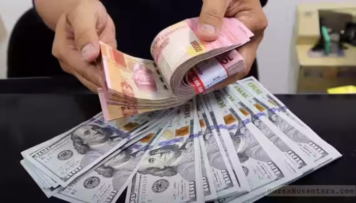 Trump Naikkan Tarif, Rupiah Rontok ke Rp16.507USD!